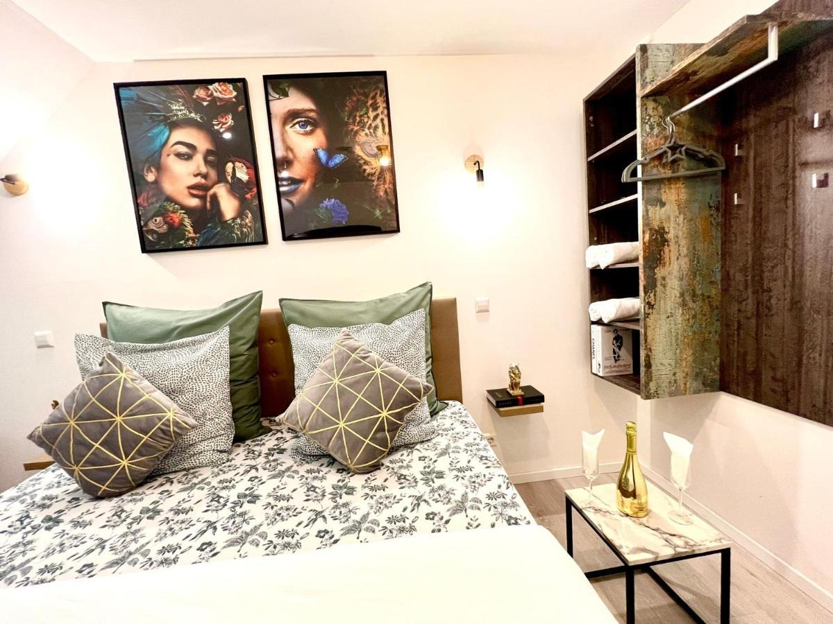 Bed & Breakfast Living Solution 24 *